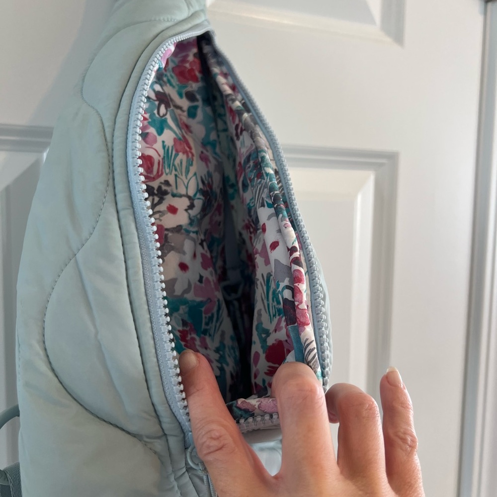 Vera Bradley Stylish Quilted Sling Bag in Light Blue - Picture 5 of 6